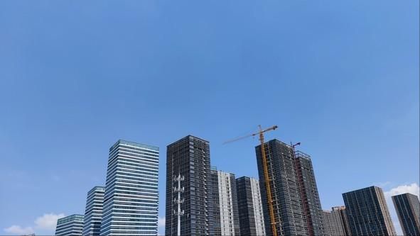 楼市出现魔幻一幕!富人开始抢房了?2024房地产2大新趋势(图4) 楼市出现魔幻一幕!富人开始抢房了?2024房地产2大新趋势(图4)