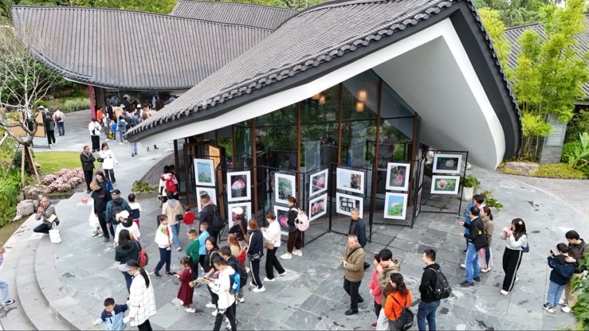花开天府 美好永续——写在2024年成都世界园艺博览会闭幕之际丨奋力谱写中国式现代化四川新篇章(图5) 花开天府 美好永续——写在2024年成都世界园艺博览会闭幕之际丨奋力谱写中国式现代化四川新篇章(图5)