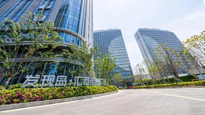 票选开始!2024年度中国住房租赁产品力——新建大型租赁社区(图53) 票选开始!2024年度中国住房租赁产品力——新建大型租赁社区(图53)